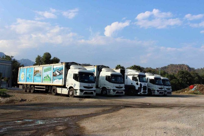 Katı Atık Transfer İ̇stasyonları Tam Kapasite Çalışıyor