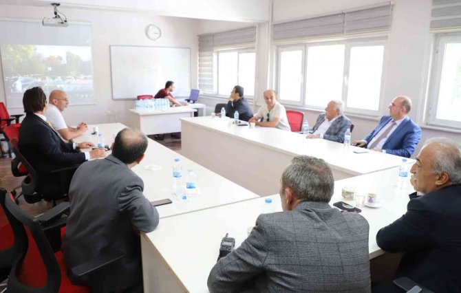 Rektör Çomaklı’dan Yangın Açıklaması