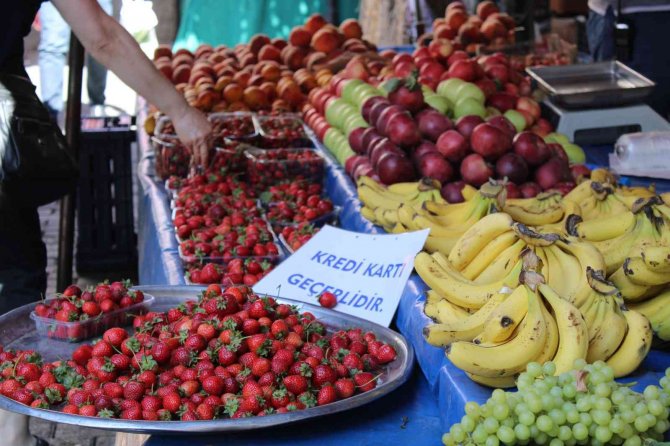 Semt Pazarında ’Kredi Kartı’ Dönemi