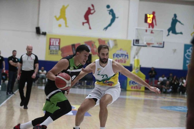 Frutti Extra Cup: Bursaspor: 81 - Manisa Büyükşehir Belediyespor: 78