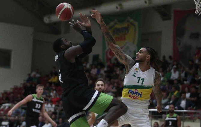 Frutti Extra Cup: Bursaspor: 81 - Manisa Büyükşehir Belediyespor: 78