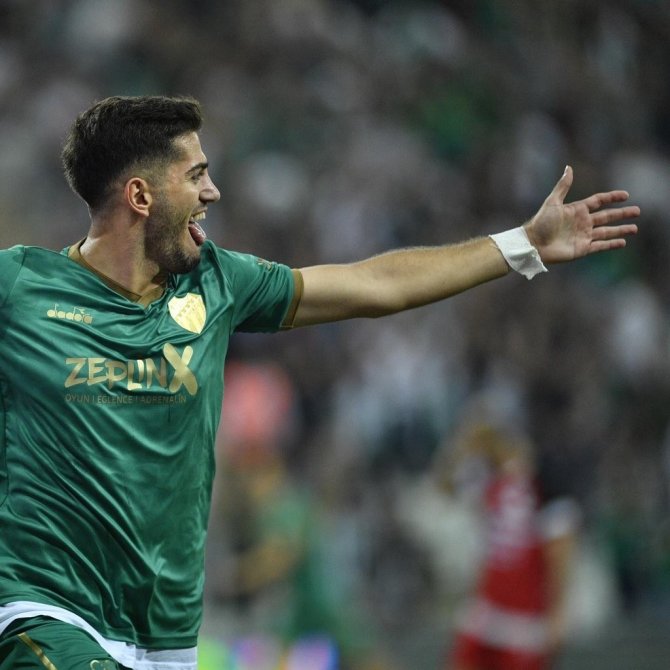 Berat Altındiş: “Hedefimiz Play-off’un İçerisinde Yer Almak”