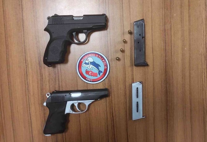 Uyuşturucu Ve Silah Ele Geçirildi