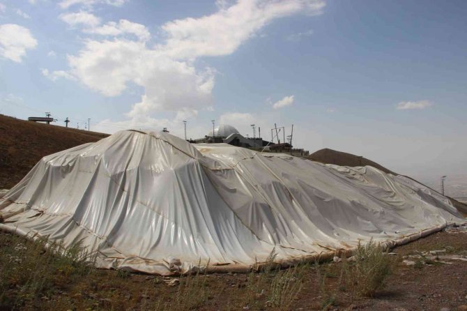 Erzurum’da Kar Depolama Yöntemi İle Kayak Sezonu Erken Açılacak