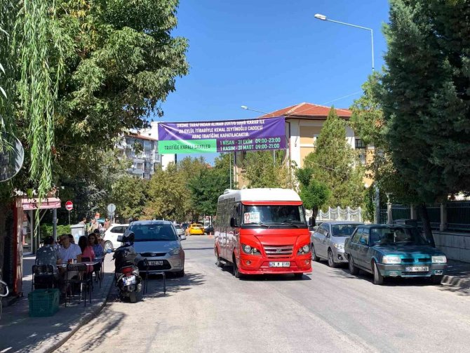 Tarihi Odunpazarı Bölgesi Esnafı Şaşkın Ve Tepkili