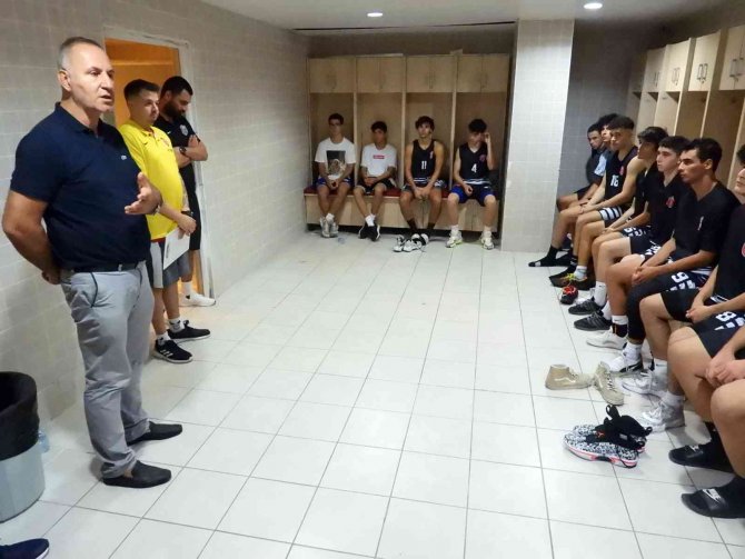 Kepez Belediyespor’da Hedef Antalya’yı Temsil Etmek