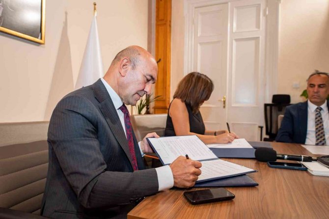 İ̇zmir’in Yapı Envanteri Çalışmaları Genişliyor