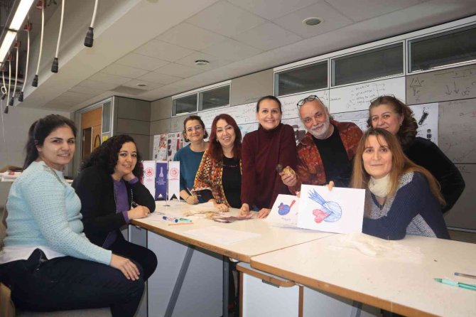 Kadınlar Ve Gençler İçin ‘Mobilya Akademi’