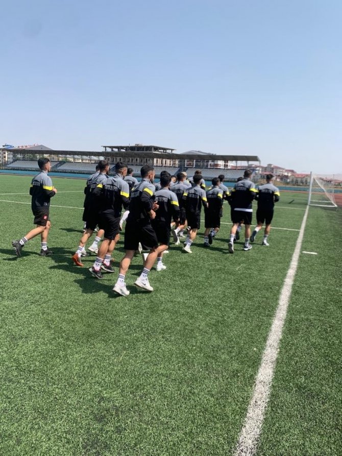 Kars 36 Spor Ziraat Türkiye Kupası Hazırlıklarını Sürdürüyor