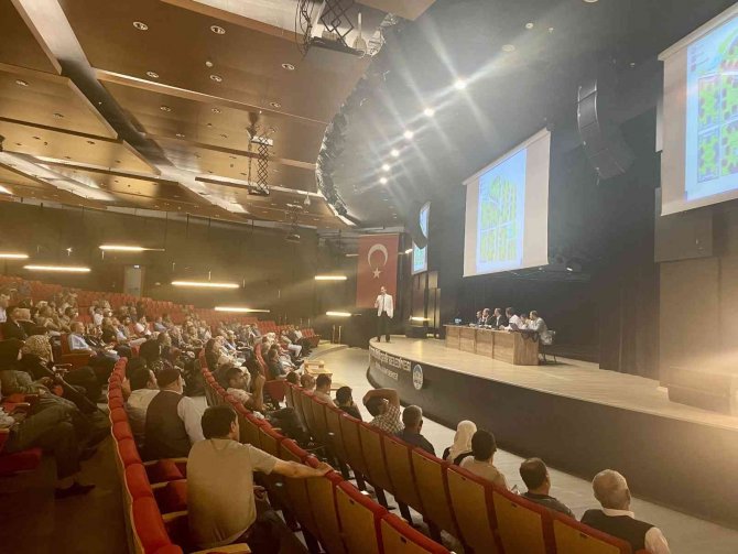 Büyükşehir’in Oruçreis Kentsel Dönüşüm Projesi’nde Hak Sahipleri Bilgilendirildi