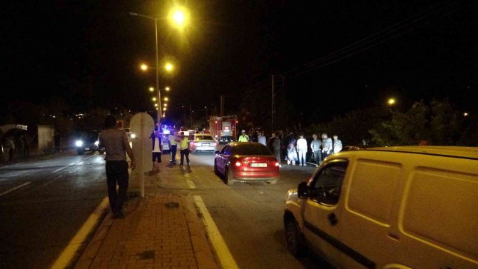 Kayseri’de Otomobiller Çarpıştı: 2’si Ağır 7 Yaralı