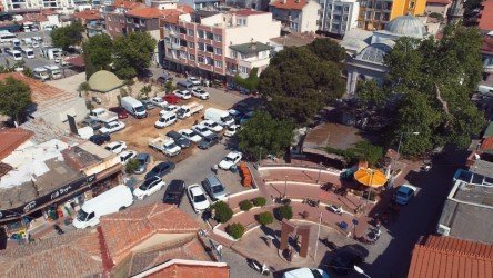 Burhaniye’de Kocacami Meydan Projesi Başlıyor