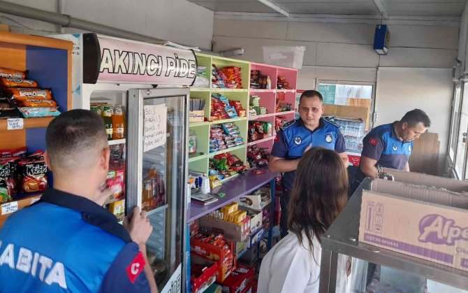 Salihli’de Zabıtadan Okul Kantinlerine Denetim