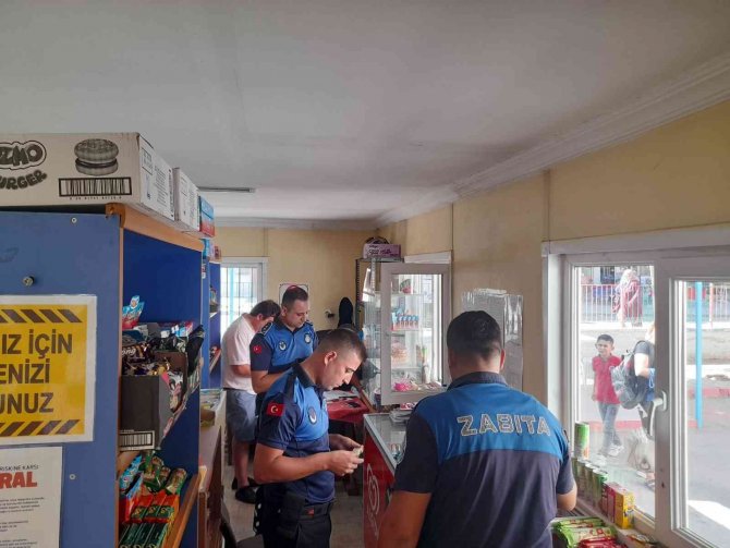 Salihli’de Zabıtadan Okul Kantinlerine Denetim