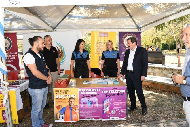 Muğla Emniyeti Kades Uygulamasını Tanıtmaya Devam Ediyor