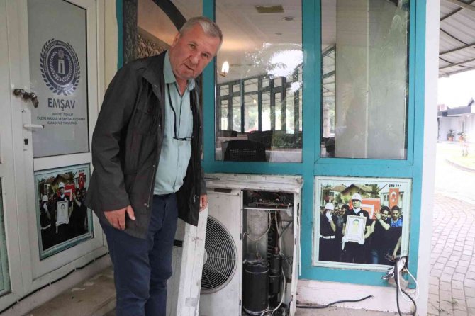 Şehit Aileleri Vakfı Binasında Pes Dedirten Hırsızlık