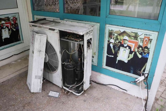 Şehit Aileleri Vakfı Binasında Pes Dedirten Hırsızlık