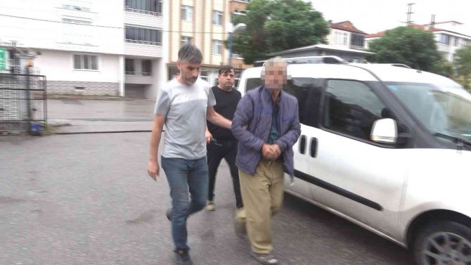 İ̇nşaattan Demir İskele Çalan Şüpheli Yakalandı