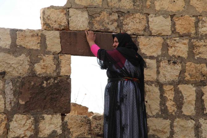 Pkk’lı Teröristler 35 Yıl Önce Çocuk Ve Hamile Kadınların Olduğu 12 Kişiyi Katletti