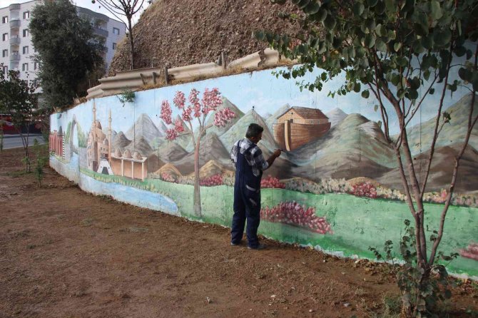 Şırnak’ın Kanla Anılan İsmini Sanatla Siliyor: Cizre’nin Tarihi Duvarlara Resmediliyor