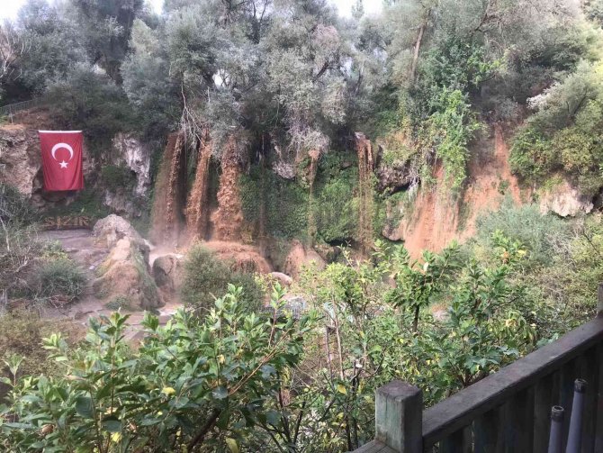 Anadolu’nun En Etkileyici Şelalesi Çamur Çağladı