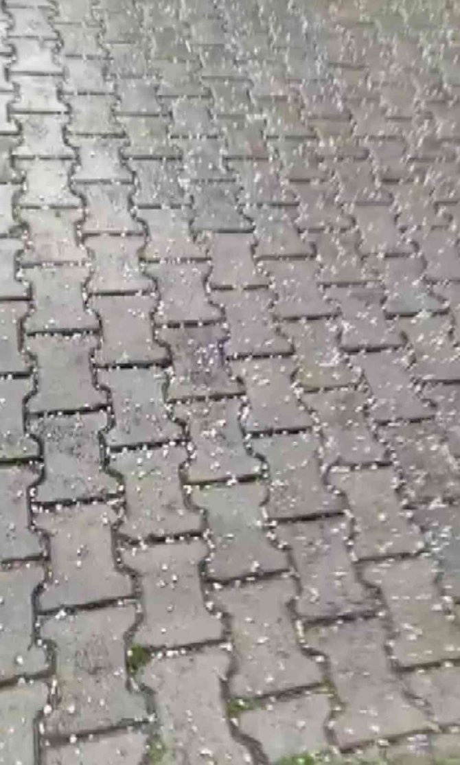 Sivas’ta Dolu Yağışı Etkili Oldu