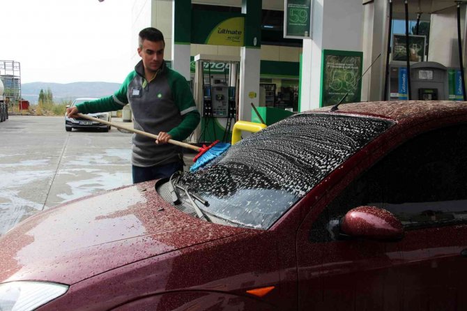 Gökten Adeta Çamur Yağdı