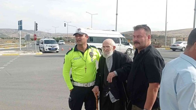 Polis Memurundan Yürek Isıtan Hareket
