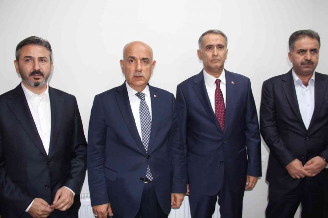 Bakan Vahit Kirişci’den Düşen Helikopterle İlgili Açıklama