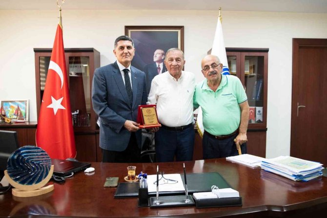 Seyhan Belediyesinden Güreşe Destek