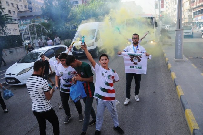 Balkan Kupası Şampiyonu Cizre Belediyespor’a Coşkulu Karşılama