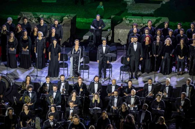 İ̇zmir’den Almanya’ya Zeus Sunağı Çağrısı