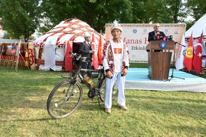 Bursa’dan Guinness’e ’Manas Destanı’