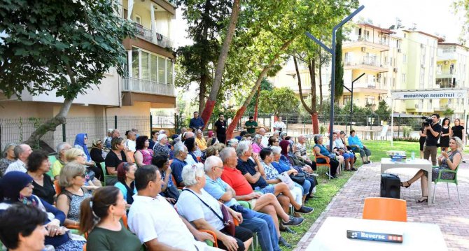 Alzheimer Günü’nde Oyun Oynadılar