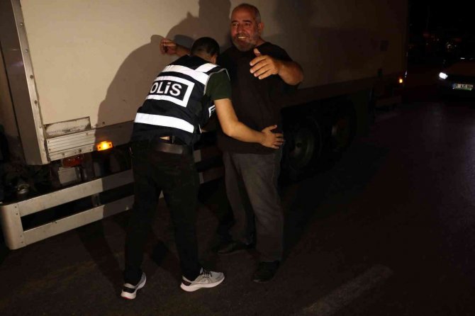 Adana’da Hava Destekli Asayiş Uygulaması: 53 Gözaltı