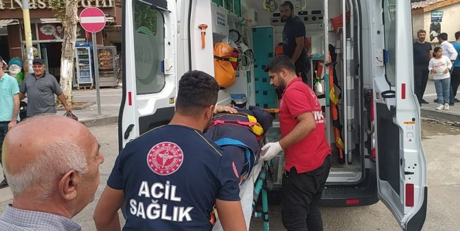 Otomobilin Çarptığı Kadın Yaralandı