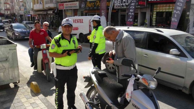 Denetime Takılan 63 Motosiklet Sürücüsüne Yaklaşık 85 Bin Lira Ceza Kesildi