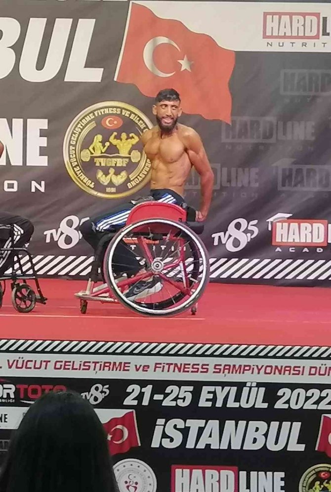 Ağrılı Bedensel Engelli Sporcu Türkiye Şampiyonu Oldu