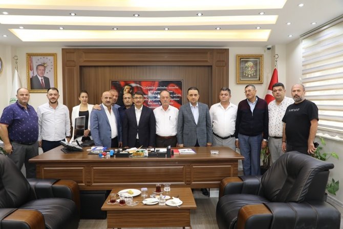 Başkan Çelik Ve Ak Parti’li Baybatur Taşıyıcılar Kooperatifiyle Buluştu
