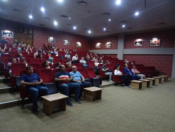 Havran’da En İ̇yi Narkotik Polisi Anne Projesi Semineri Yapıldı