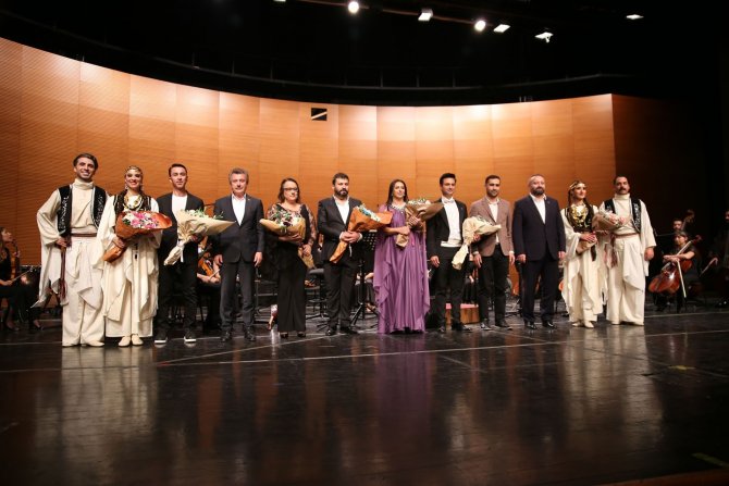 Bozkırın Tezenesi’ne Senfonik Anma