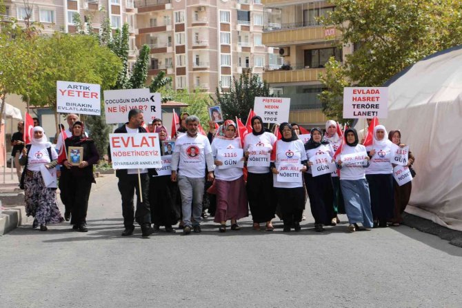 Evlat Nöbetine 5 Aile Katıldı Sayı 309’a Yükseldi
