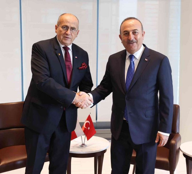 Çavuşoğlu, Polonyalı Ve Avustralyalı Mevkidaşlarıyla Görüştü