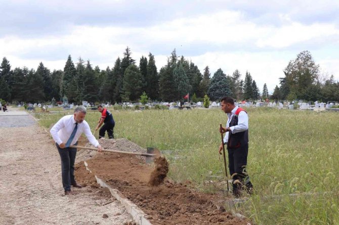 Yeni Mezarlık Alanı Ağaçlandırılacak