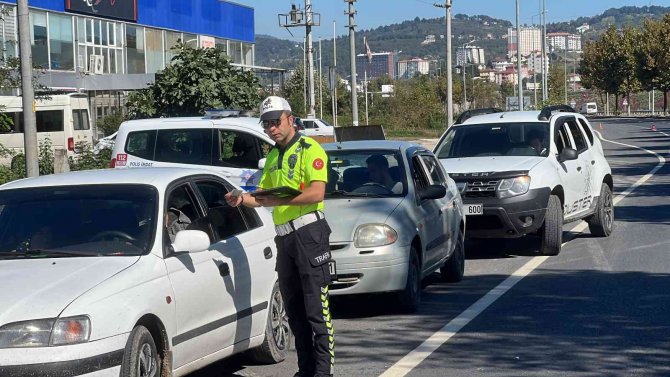 Binlerce Araç Kontrol Edildi, Sürücülere Ceza Yağdı