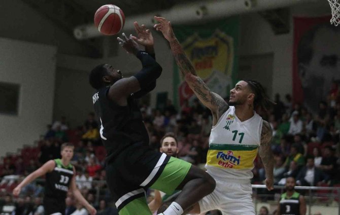 Frutti Extra Cup 2022 Geleneksel Basketbol Turnuvası’nda 2. Gün Maçları