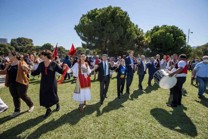 Uluslararası Balkanlılar Halk Dansları Ve Kültür Festivali Başlıyor