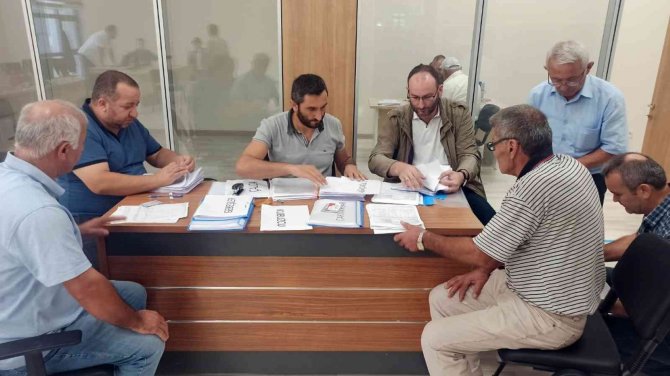 86 Milyonluk Destekten Yararlanmak İsteyen Çiftçiler Başvuru Merkezlerine Akın Etti