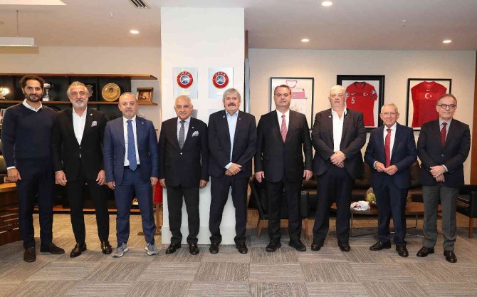 Paul Philipp’ten Başkan Mehmet Büyükekşi’ye Ziyaret