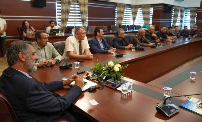 Malezya Heyetinden Kbü’ye Akademik İş Birliği Ziyareti